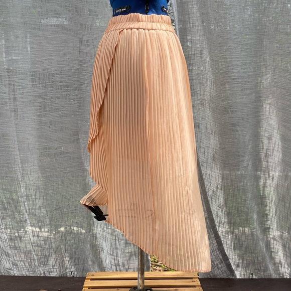 Kimchi Blue peach pleated high low semi sheer skirt - Picture 2 of 7